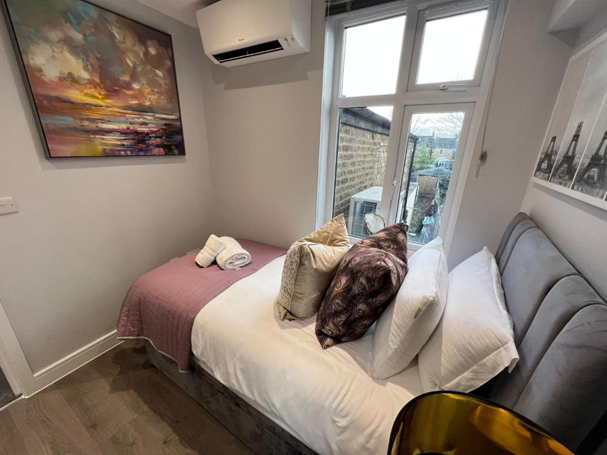 Aisiki Apartments: Pet-Friendly Duplexes with Air Con & Free WiFi Finchley Exterior photo