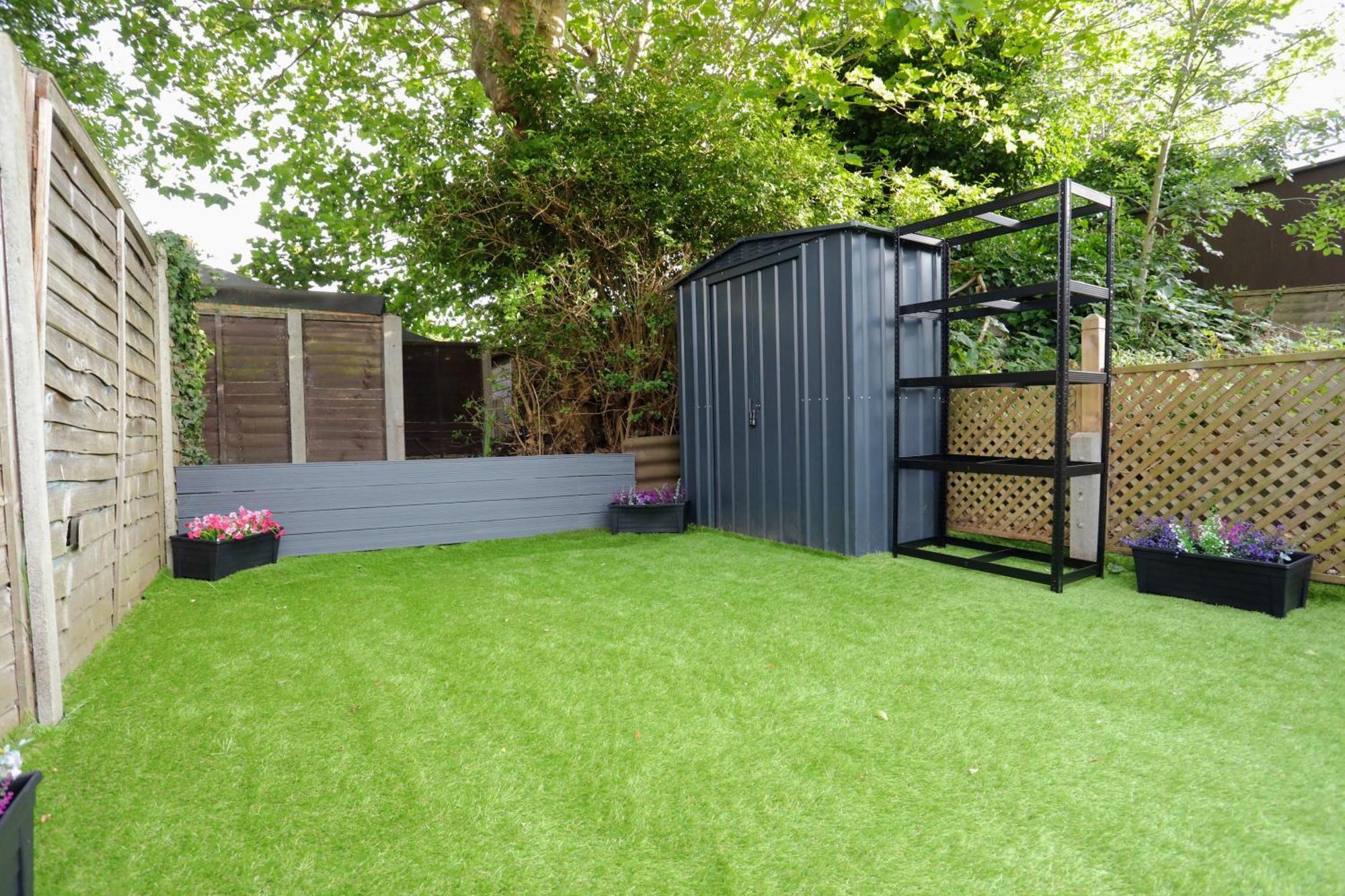 Aisiki Apartments: Pet-Friendly Duplexes with Air Con & Free WiFi Finchley Exterior photo